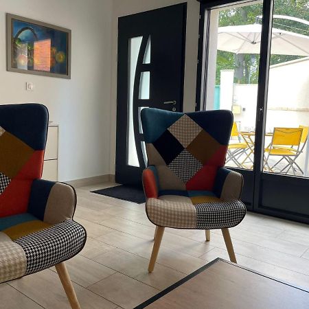 L'Archeveche : Au Pied De La Cathedrale Apartment Bourges Bagian luar foto